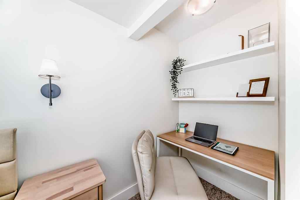 MLS® A2264589 - Unit #104 725 4 Street NE in Renfrew Calgary, Residential