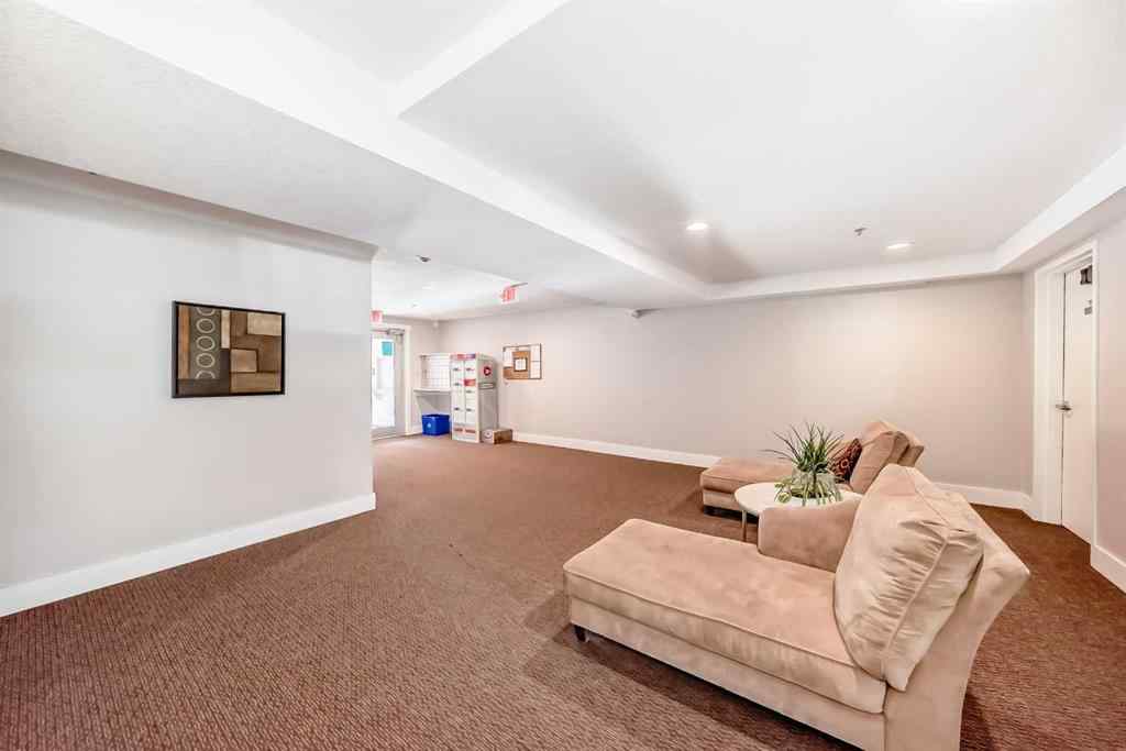 MLS® A2264589 - Unit #104 725 4 Street NE in Renfrew Calgary, Residential