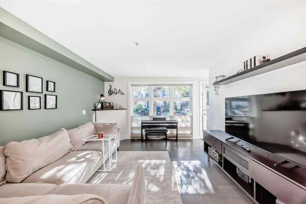 MLS® A2264589 - Unit #104 725 4 Street NE in Renfrew Calgary, Residential