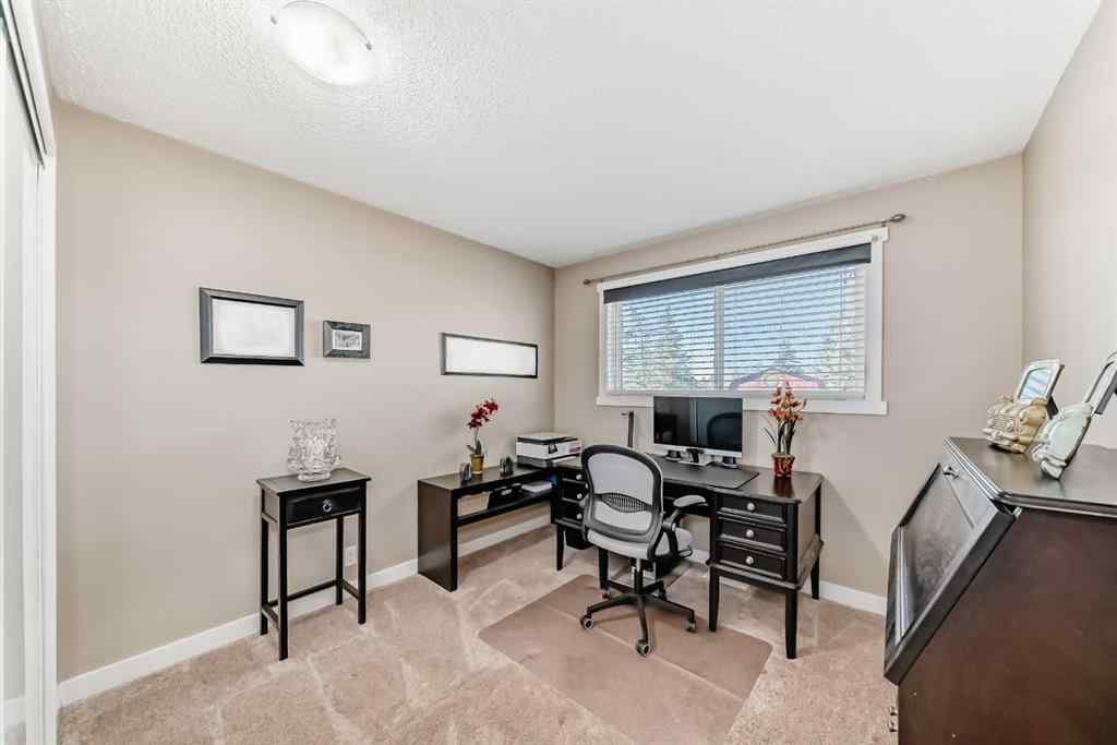 MLS® A2264590 - 67 Sandstone Crescent SE in Summerhill Airdrie, Residential
