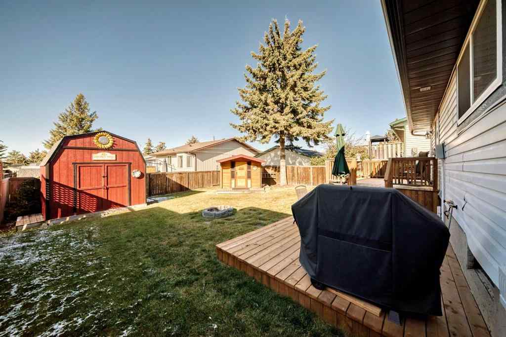 MLS® A2264590 - 67 Sandstone Crescent SE in Summerhill Airdrie, Residential