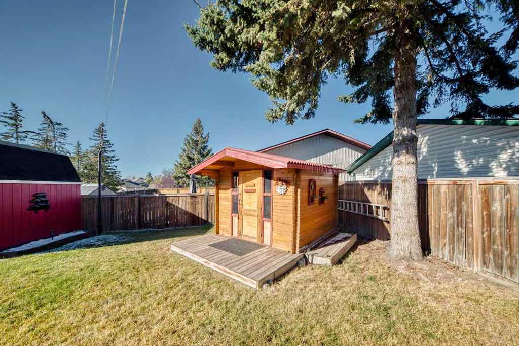 MLS® A2264590 - 67 Sandstone Crescent SE in Summerhill Airdrie, Residential