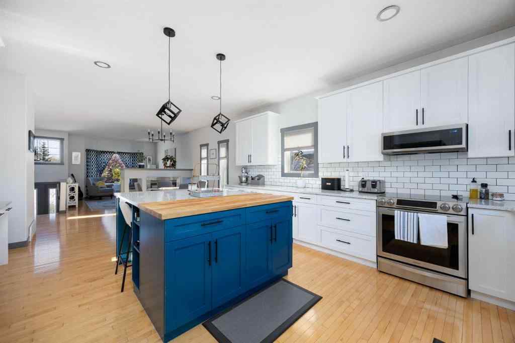 MLS® A2264591 - 275 Woodward Lane  in Wood Buffalo Fort McMurray, Residential