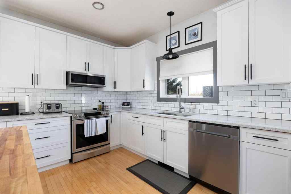 MLS® A2264591 - 275 Woodward Lane  in Wood Buffalo Fort McMurray, Residential