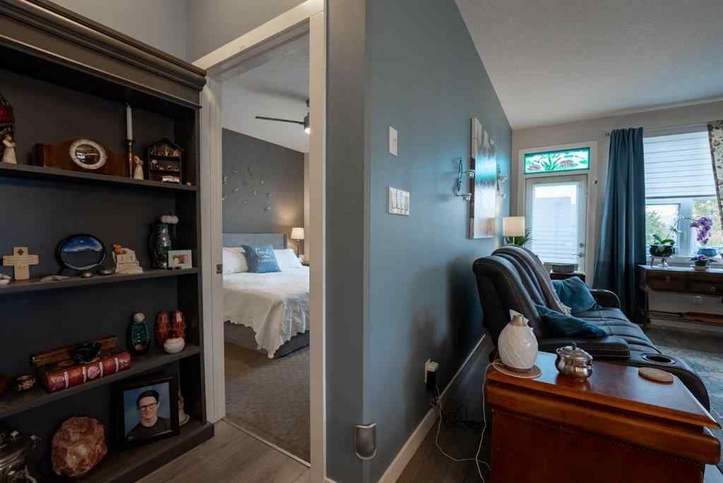 MLS® A2264593 - Unit #4 59 Aquitania Circle W in The Crossings Lethbridge, Residential