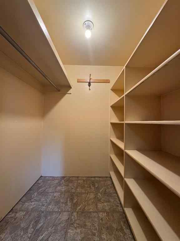 MLS® A2264594 - 5210 Waghorn   in NONE Blackfalds, Residential