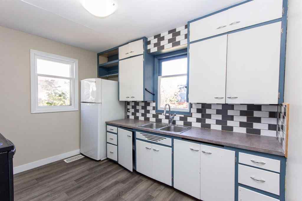 MLS® A2264595 - 4206 51A Street  in Michener Hill Red Deer, Residential