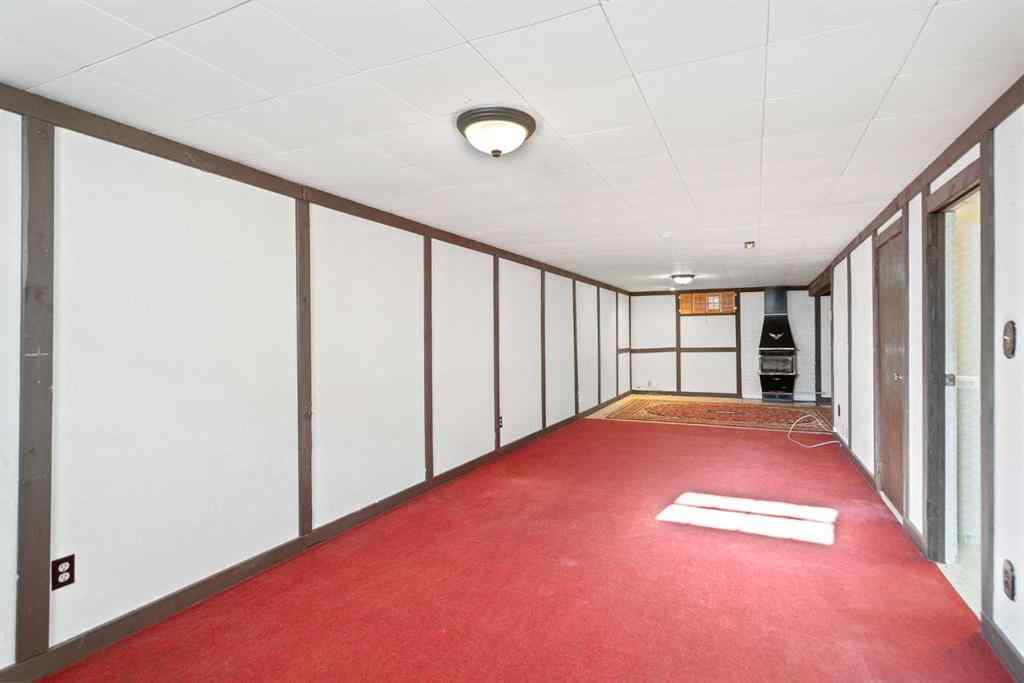 MLS® A2264598 - 5316 Thorncliffe Drive NW in Thorncliffe Calgary, Residential