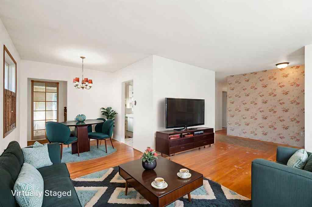 MLS® A2264598 - 5316 Thorncliffe Drive NW in Thorncliffe Calgary, Residential