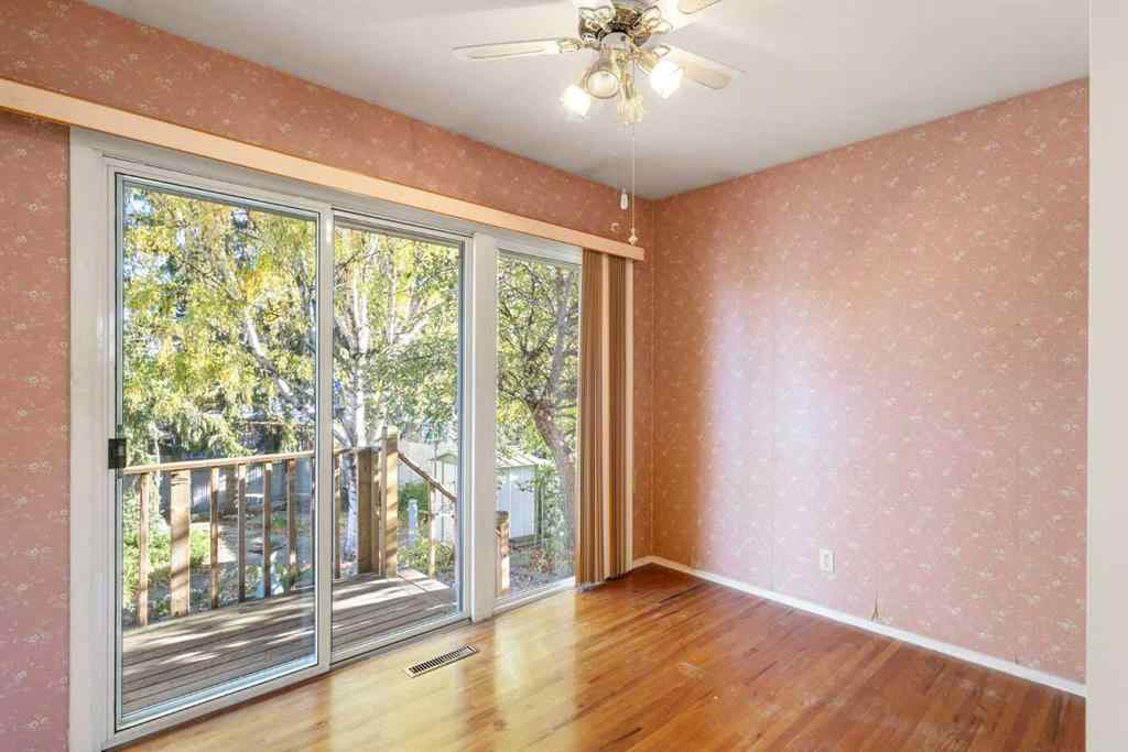 MLS® A2264598 - 5316 Thorncliffe Drive NW in Thorncliffe Calgary, Residential