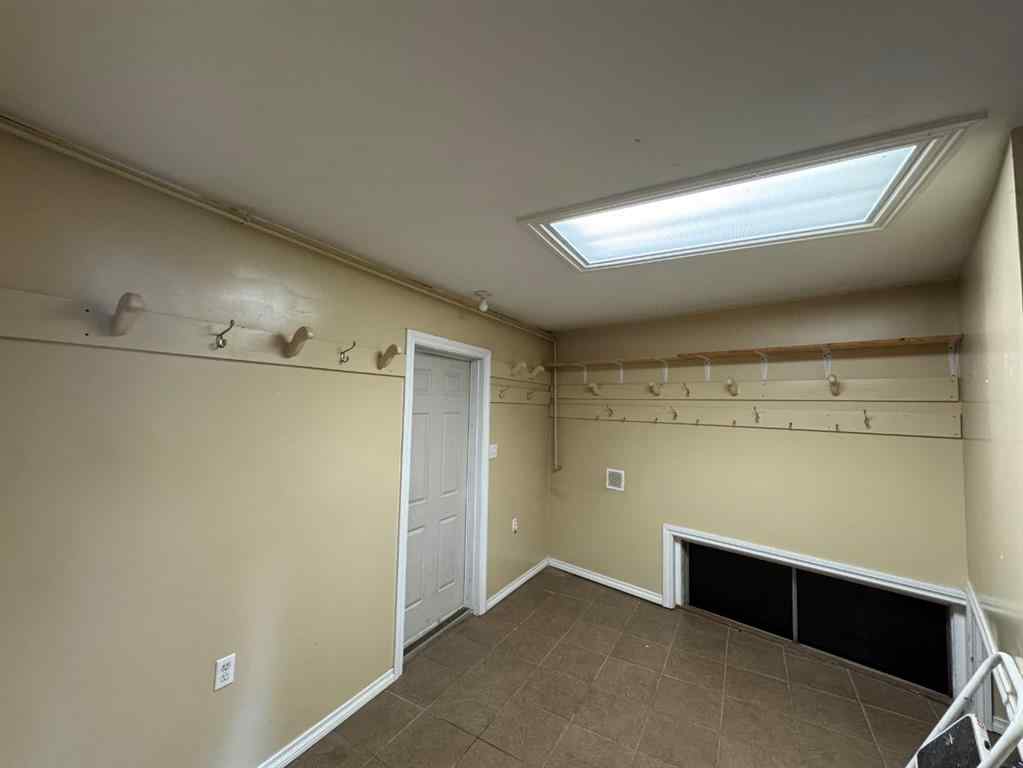 MLS® A2264600 - 126 Community Lane  in Saprae Creek Estates Saprae Creek, Residential