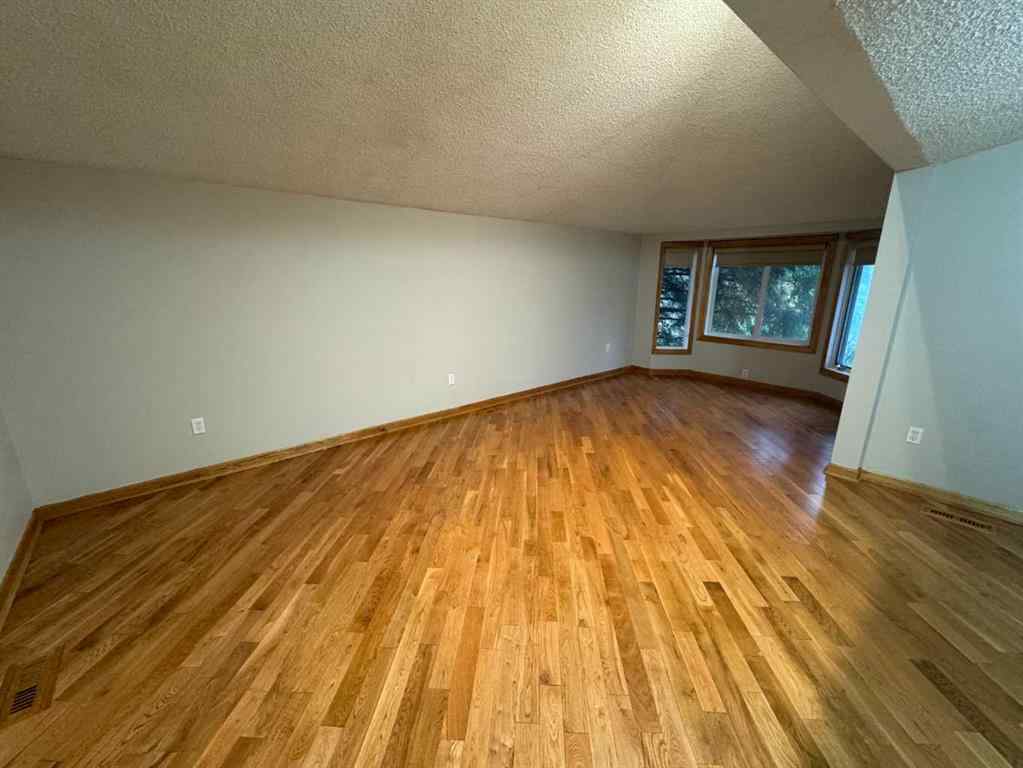 MLS® A2264600 - 126 Community Lane  in Saprae Creek Estates Saprae Creek, Residential