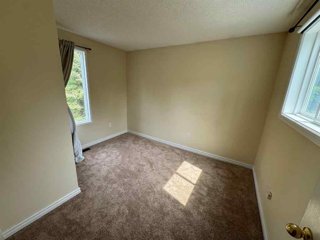 MLS® A2264600 - 126 Community Lane  in Saprae Creek Estates Saprae Creek, Residential