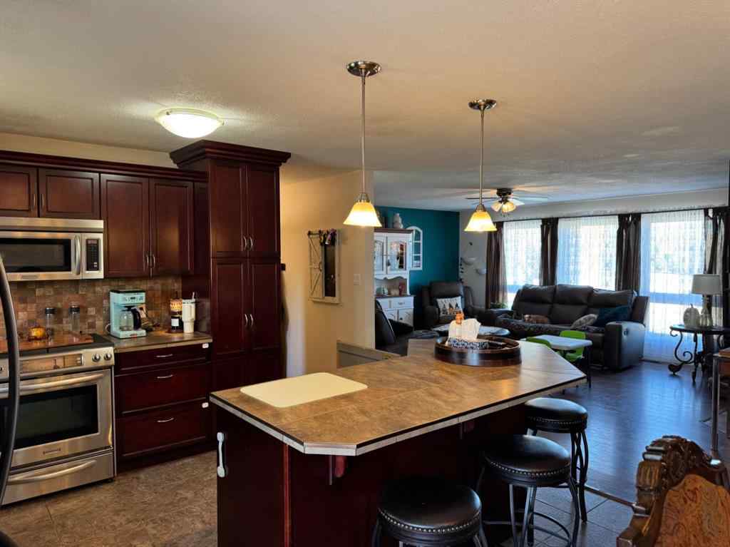 MLS® A2264606 - 11632 120 Avenue Close  in NONE Fairview, Residential