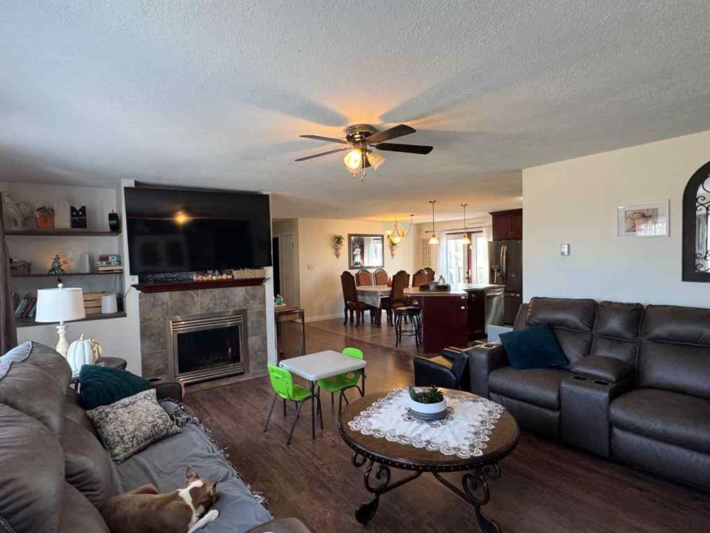 MLS® A2264606 - 11632 120 Avenue Close  in NONE Fairview, Residential