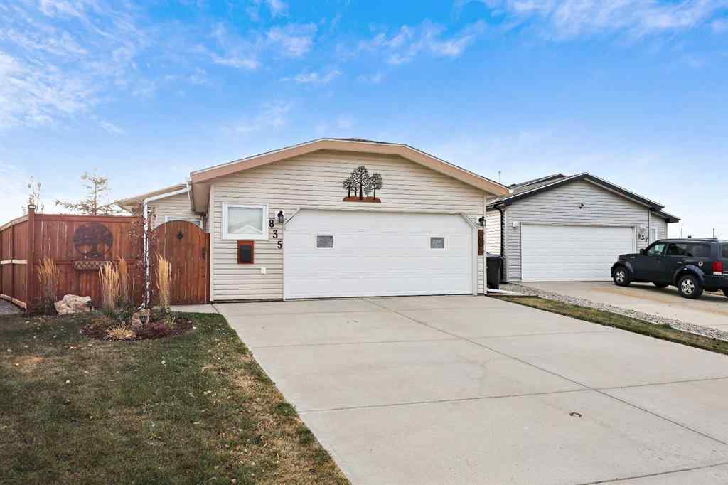 MLS® A2264611 - 835 Beckner Crescent  in NONE Carstairs, Residential