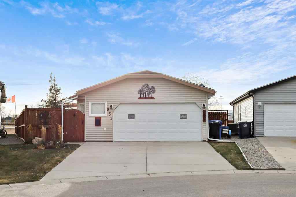 MLS® A2264611 - 835 Beckner Crescent  in NONE Carstairs, Residential