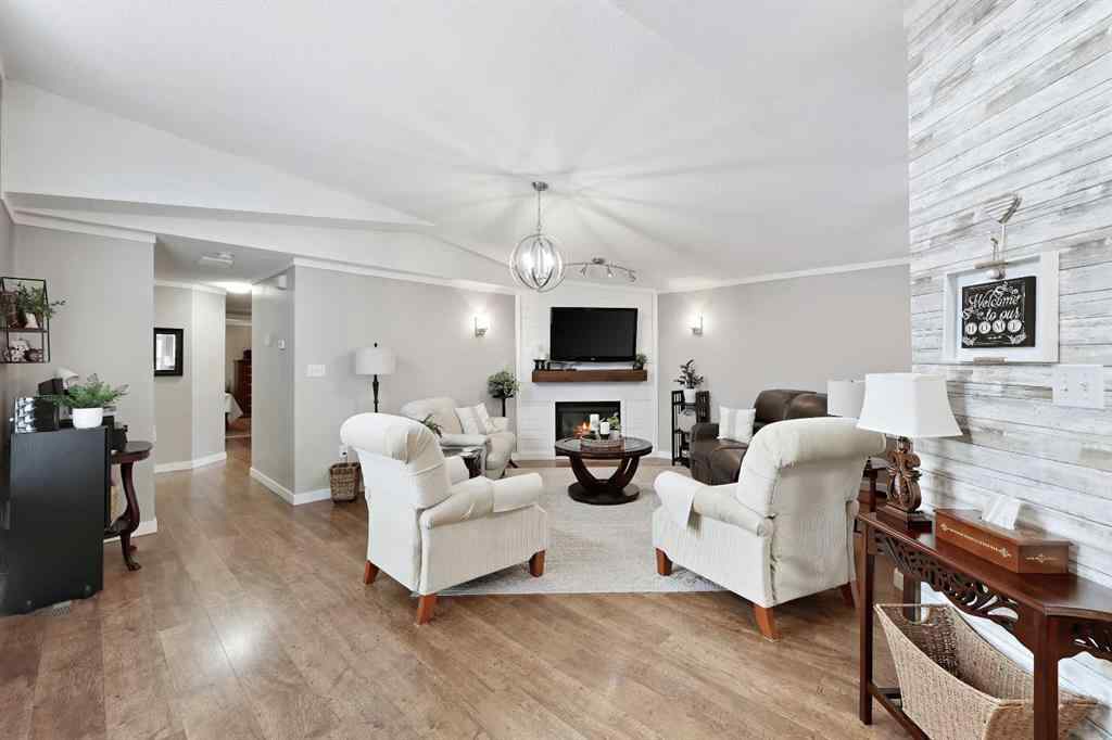 MLS® A2264611 - 835 Beckner Crescent  in NONE Carstairs, Residential