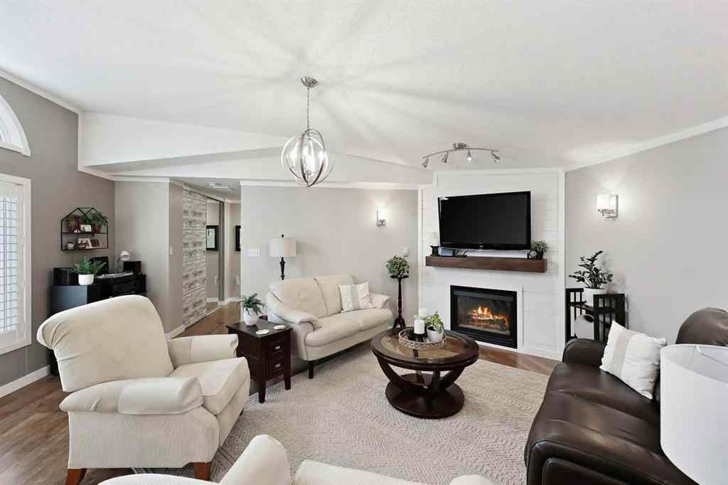 MLS® A2264611 - 835 Beckner Crescent  in NONE Carstairs, Residential