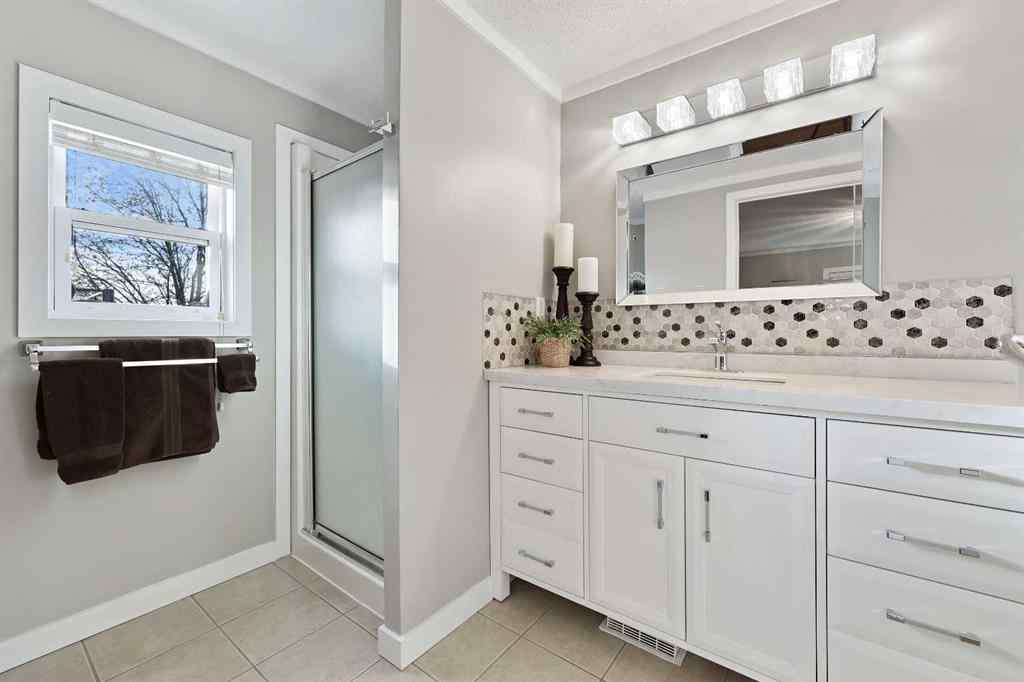 MLS® A2264611 - 835 Beckner Crescent  in NONE Carstairs, Residential