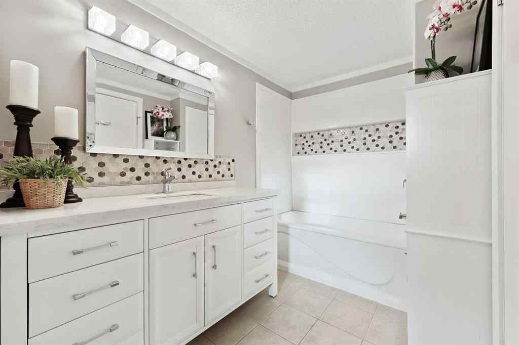 MLS® A2264611 - 835 Beckner Crescent  in NONE Carstairs, Residential