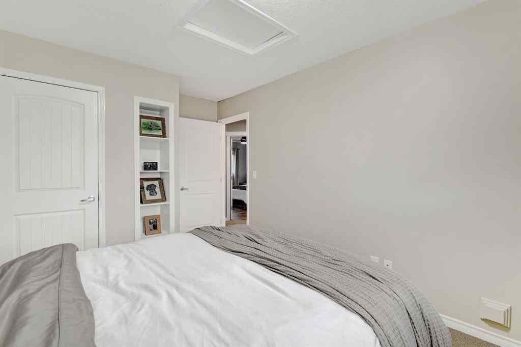 MLS® A2264615 - 9506 Willow Drive  in Cobblestone Grande Prairie, Residential