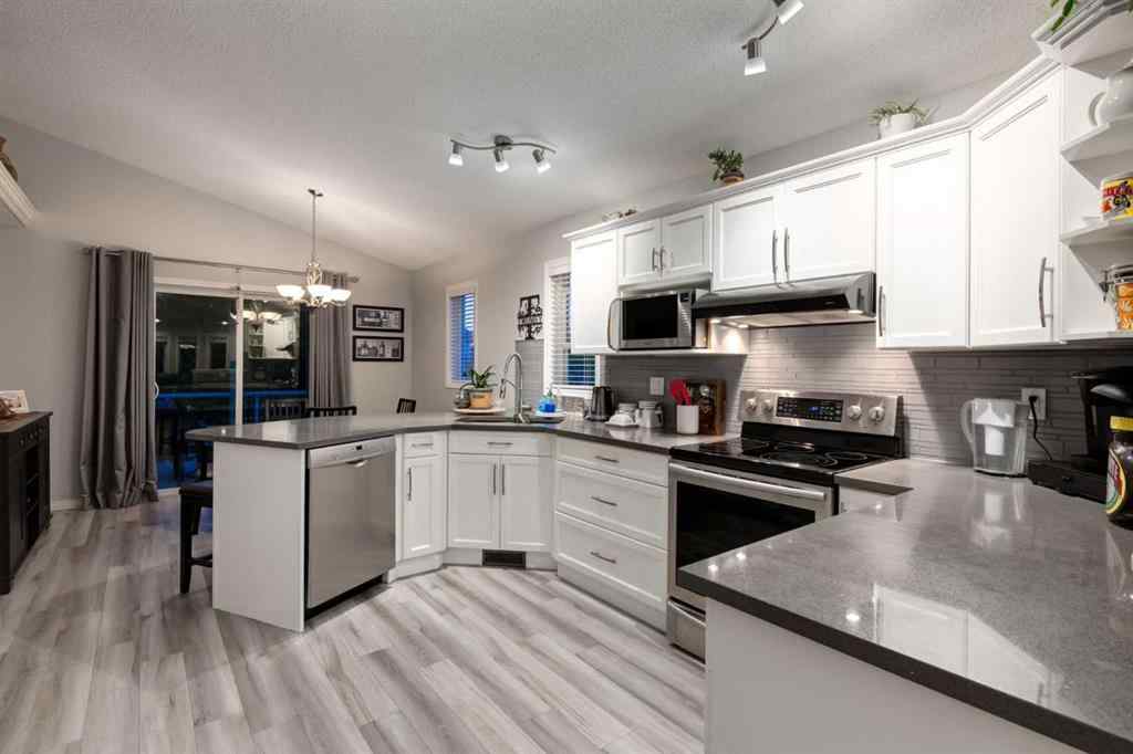 MLS® A2264617 - 138 West Creek Springs  in West Creek Chestermere, Residential