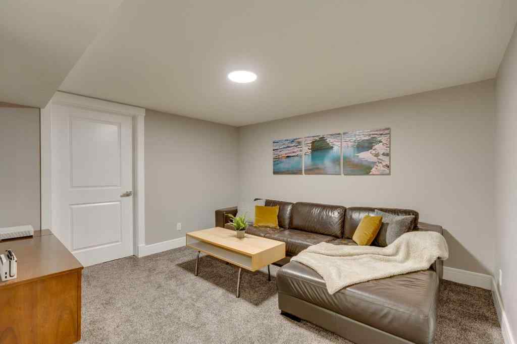 MLS® A2264619 - 2444 45 Street SE in Forest Lawn Calgary, Residential