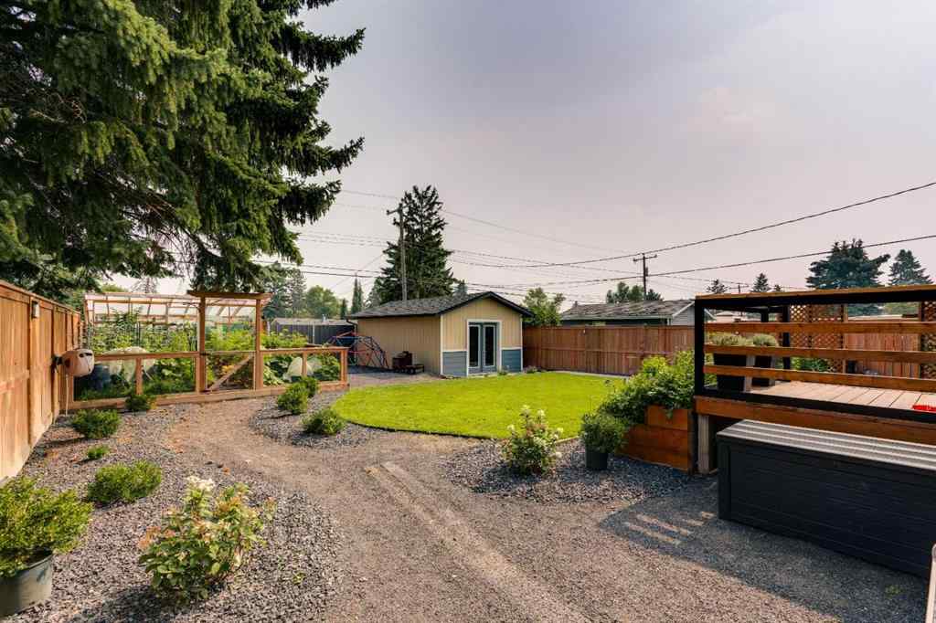 MLS® A2264619 - 2444 45 Street SE in Forest Lawn Calgary, Residential