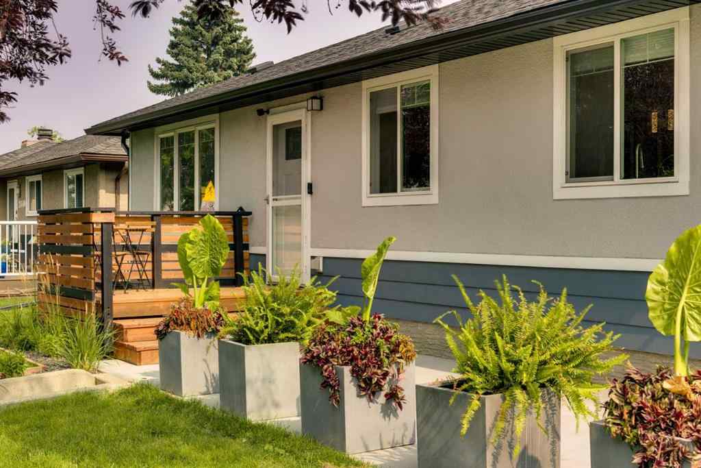 MLS® A2264619 - 2444 45 Street SE in Forest Lawn Calgary, Residential
