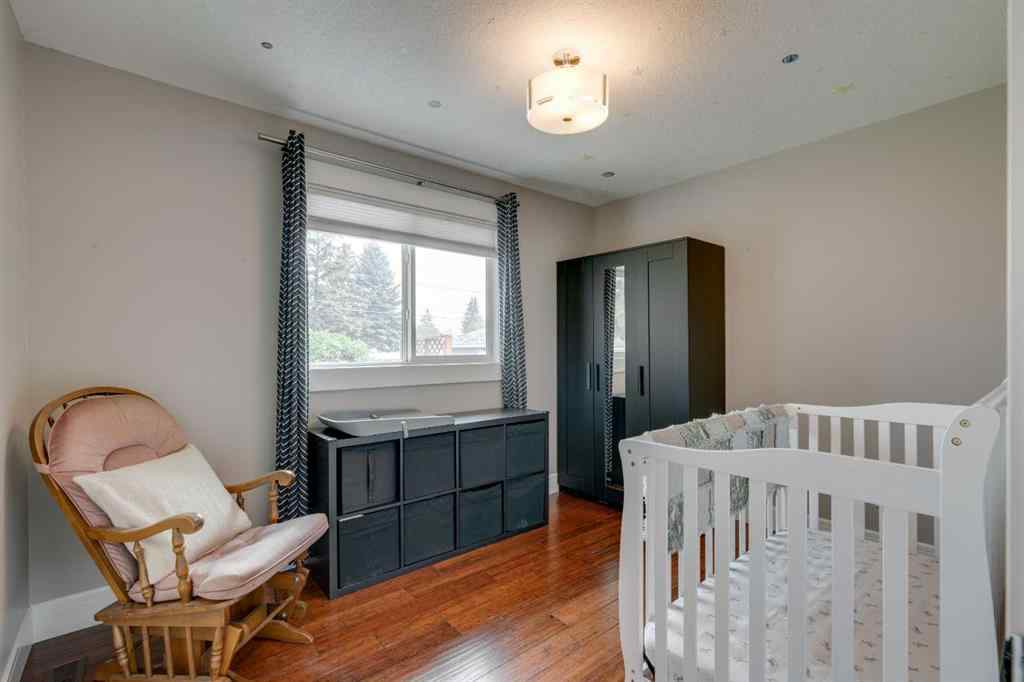 MLS® A2264619 - 2444 45 Street SE in Forest Lawn Calgary, Residential