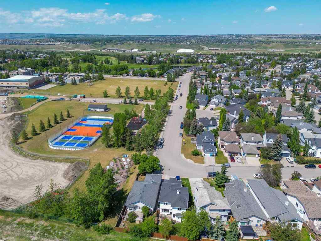 MLS® A2264621 - 152 Valley Meadow Close NW in Valley Ridge Calgary, Residential