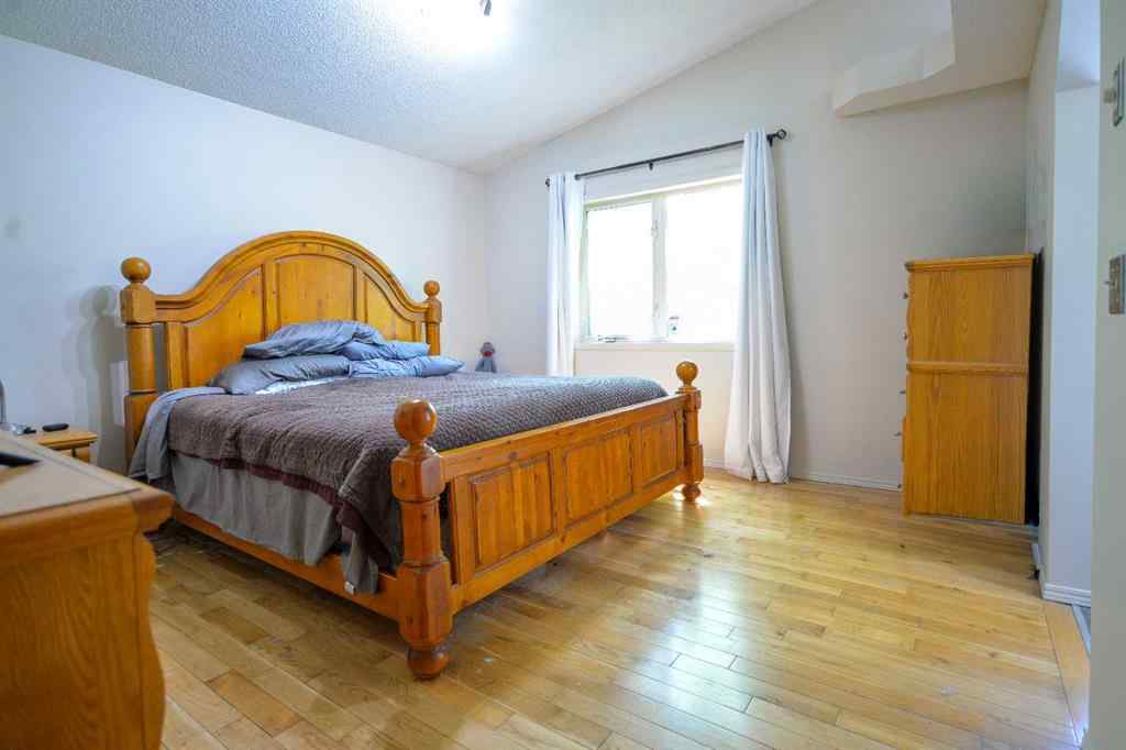 MLS® A2264621 - 152 Valley Meadow Close NW in Valley Ridge Calgary, Residential