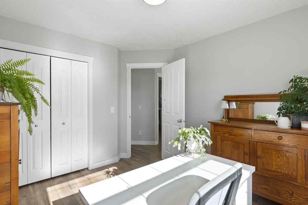 MLS® A2264627 - 23 Collins Crescent  in NONE Crossfield, Residential