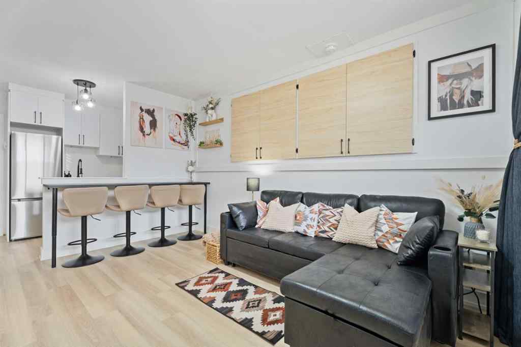 MLS® A2264637 - Unit #2 1530 26 Avenue SW in Bankview Calgary, Residential