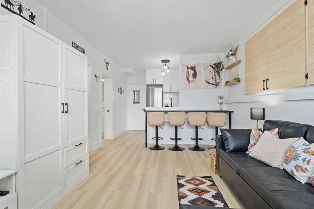 MLS® A2264637 - Unit #2 1530 26 Avenue SW in Bankview Calgary, Residential