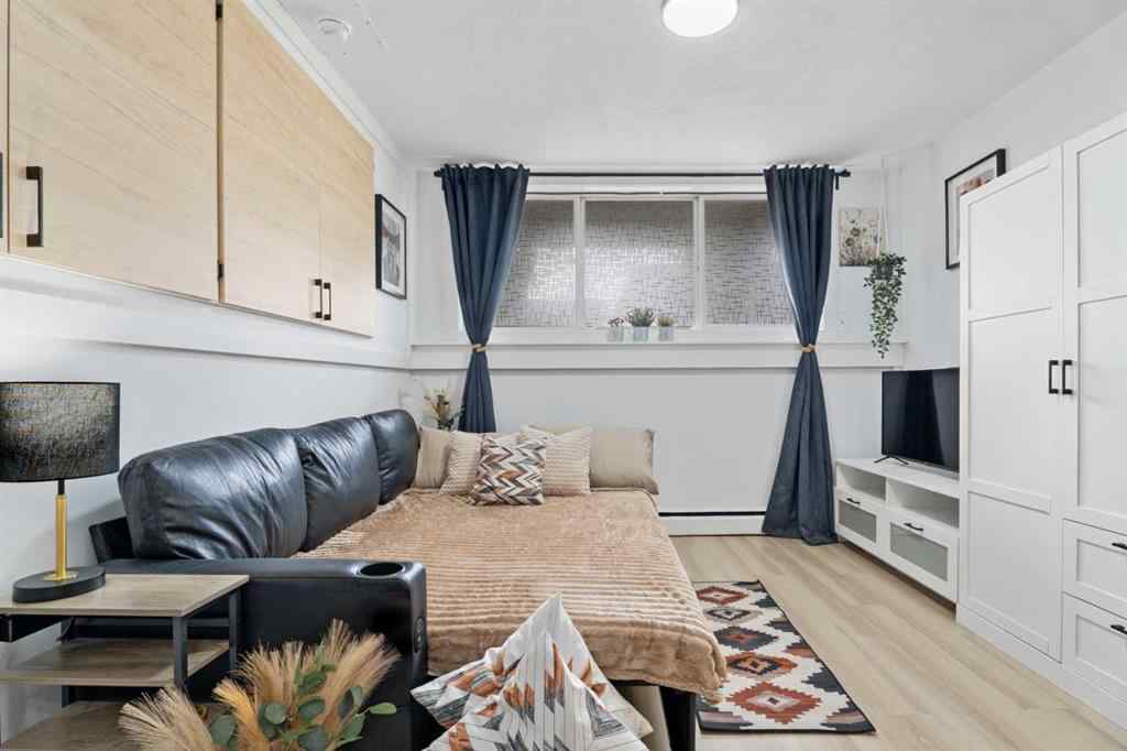 MLS® A2264637 - Unit #2 1530 26 Avenue SW in Bankview Calgary, Residential