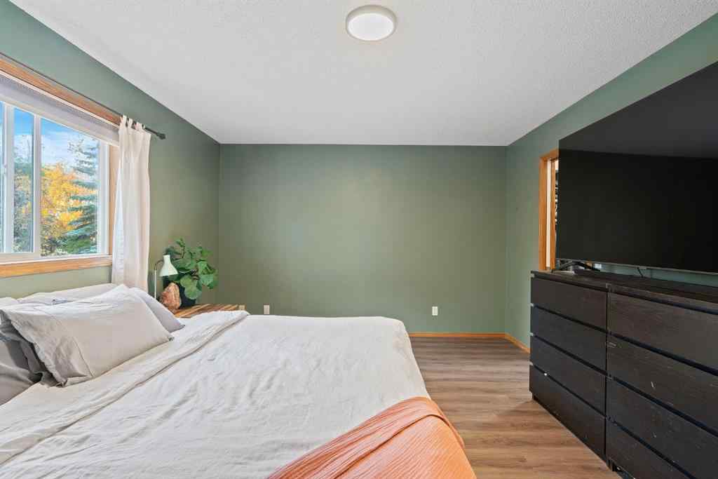 MLS® A2264639 - 132 Arbour Ridge Way NW in Arbour Lake Calgary, Residential