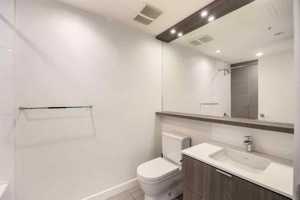 MLS® A2264645 - Unit #503 128 2 Street SW in Chinatown Calgary, Residential