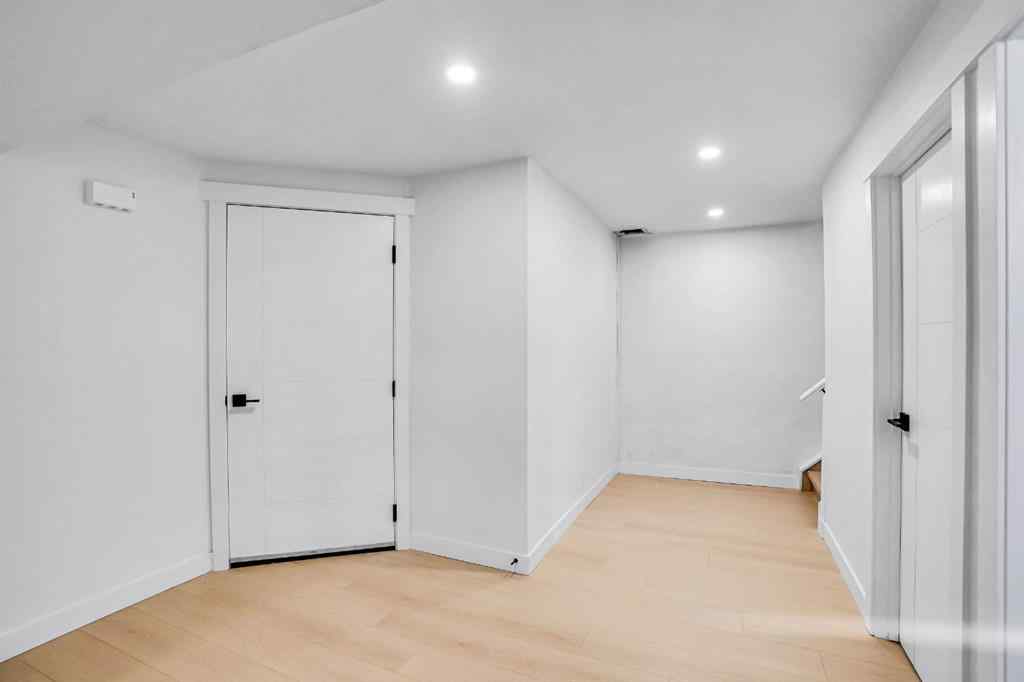 MLS® A2264648 - 5016 Nemiskam Road NW in North Haven Calgary, Residential