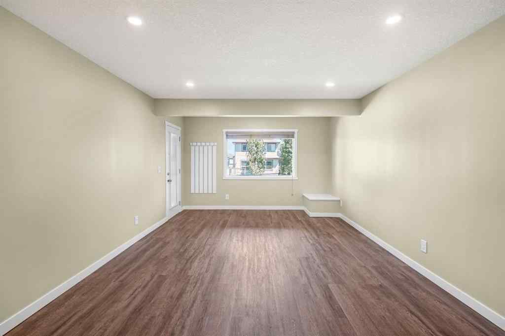 MLS® A2264651 - 140 Nolancrest Green NW in Nolan Hill Calgary, Residential