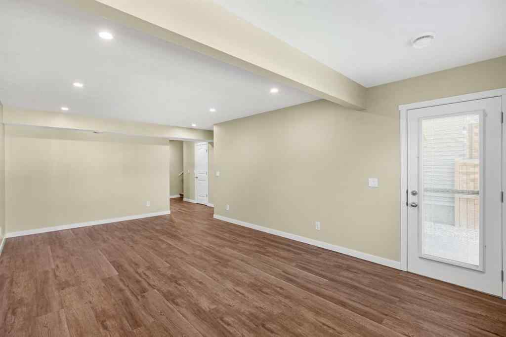 MLS® A2264651 - 140 Nolancrest Green NW in Nolan Hill Calgary, Residential