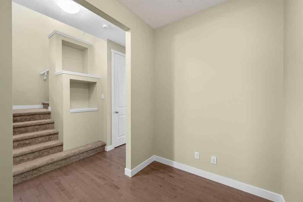 MLS® A2264651 - 140 Nolancrest Green NW in Nolan Hill Calgary, Residential