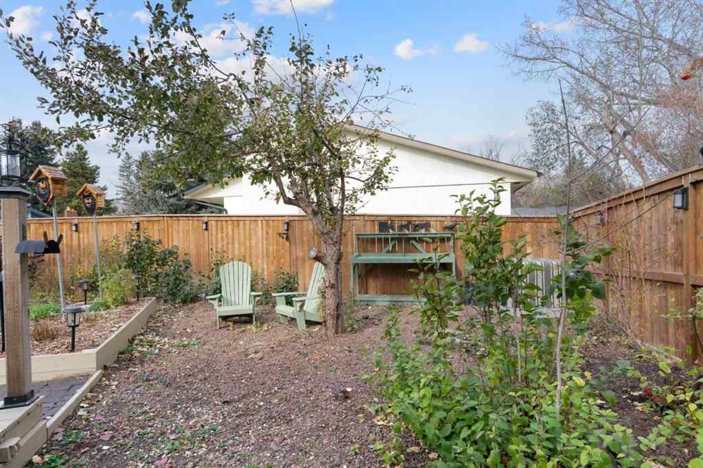 MLS® A2264652 - 9632 Oakcliffe Drive SW in Oakridge Calgary, Residential