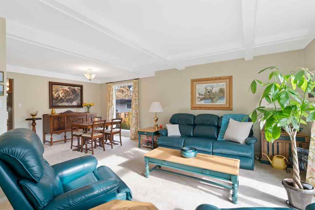 MLS® A2264652 - 9632 Oakcliffe Drive SW in Oakridge Calgary, Residential