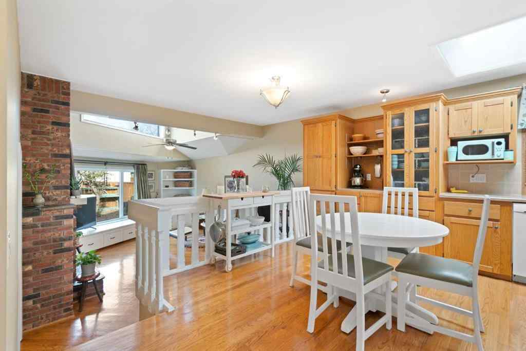 MLS® A2264652 - 9632 Oakcliffe Drive SW in Oakridge Calgary, Residential