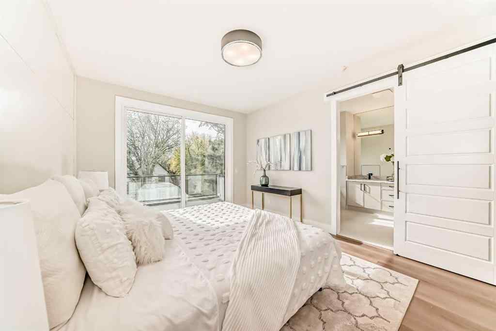 MLS® A2264653 - 2528 7 Avenue NW in West Hillhurst Calgary, Residential