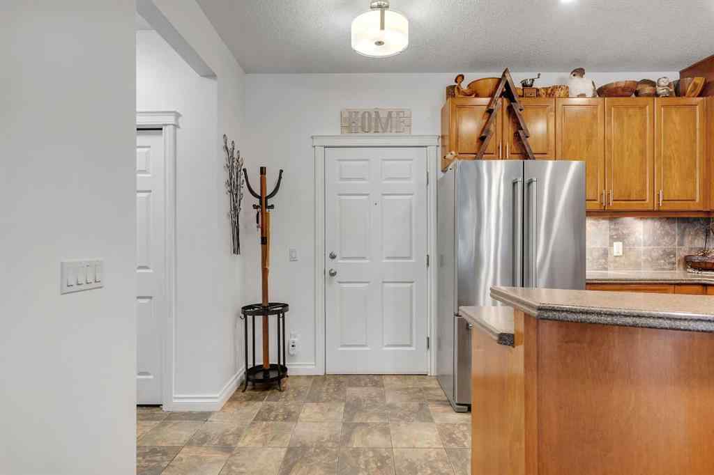 MLS® A2264663 - Unit #101 8 Hemlock Crescent SW in Spruce Cliff Calgary, Residential