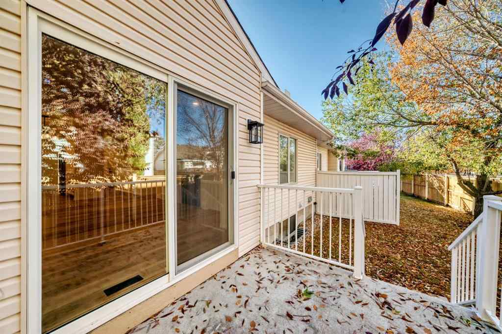 MLS® A2264664 - 126 Hawkstone Manor NW in Hawkwood Calgary, Residential