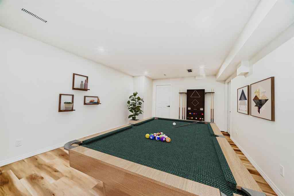 MLS® A2264664 - 126 Hawkstone Manor NW in Hawkwood Calgary, Residential